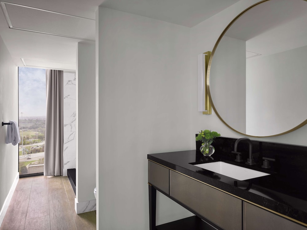 C. Baldwin Curio Collection by Hilton - photo 31