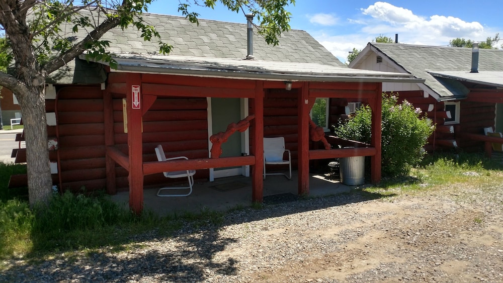 Roundtop Mountain Vista Cabins and Motel - photo 38