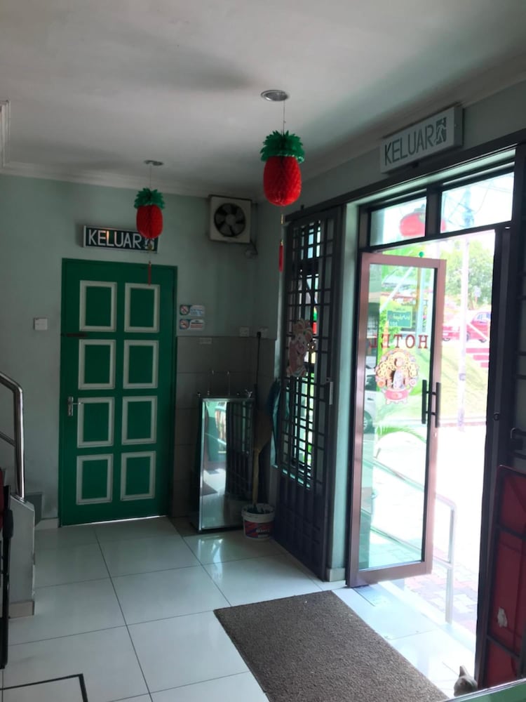 Kangsar Hotel — Kuala Kangsar — photo 3