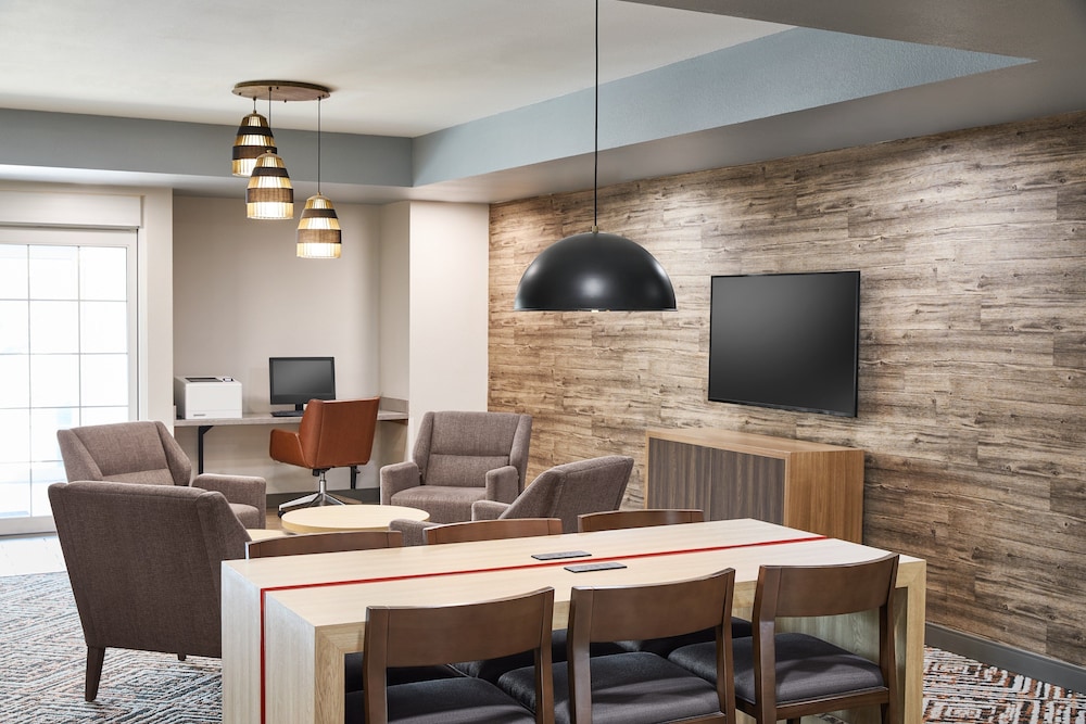 Candlewood Suites Milwaukee Airport by IHG - photo 54