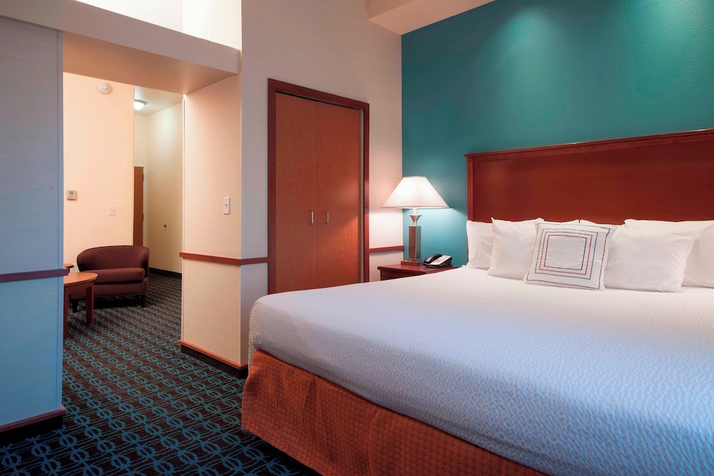 Fairfield Inn & Suites by Marriott El Centro - photo 12