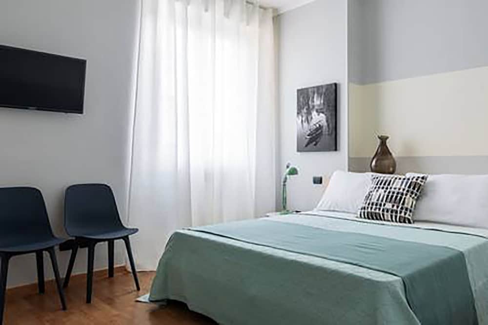Domus — 4-Star Luxury Hotel in Como, Italy