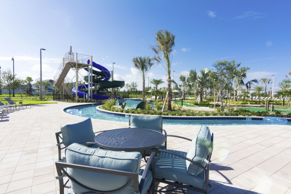 5 Bedrooms 4 Bathrooms Storey Lake 2373 Rt - photo 41