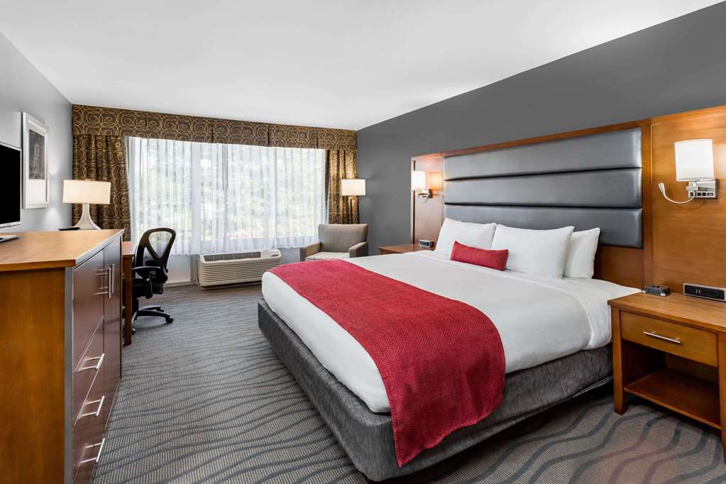 Wyndham Garden Greensboro - photo 14