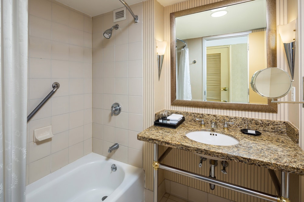 Sheraton Atlantic City Convention Center Hotel - photo 11