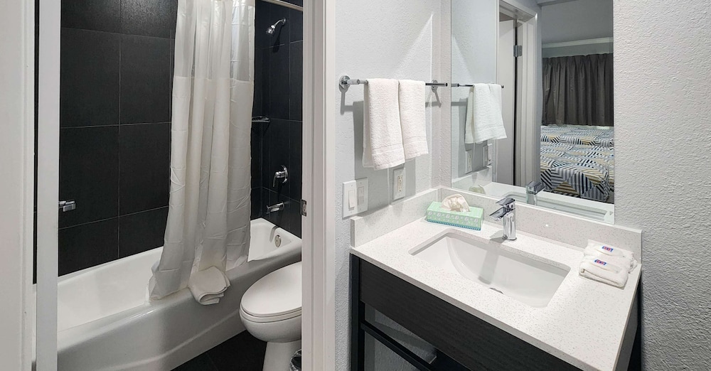 Studio 6 Suites San Ysidro CA San Diego South Bay - photo 19