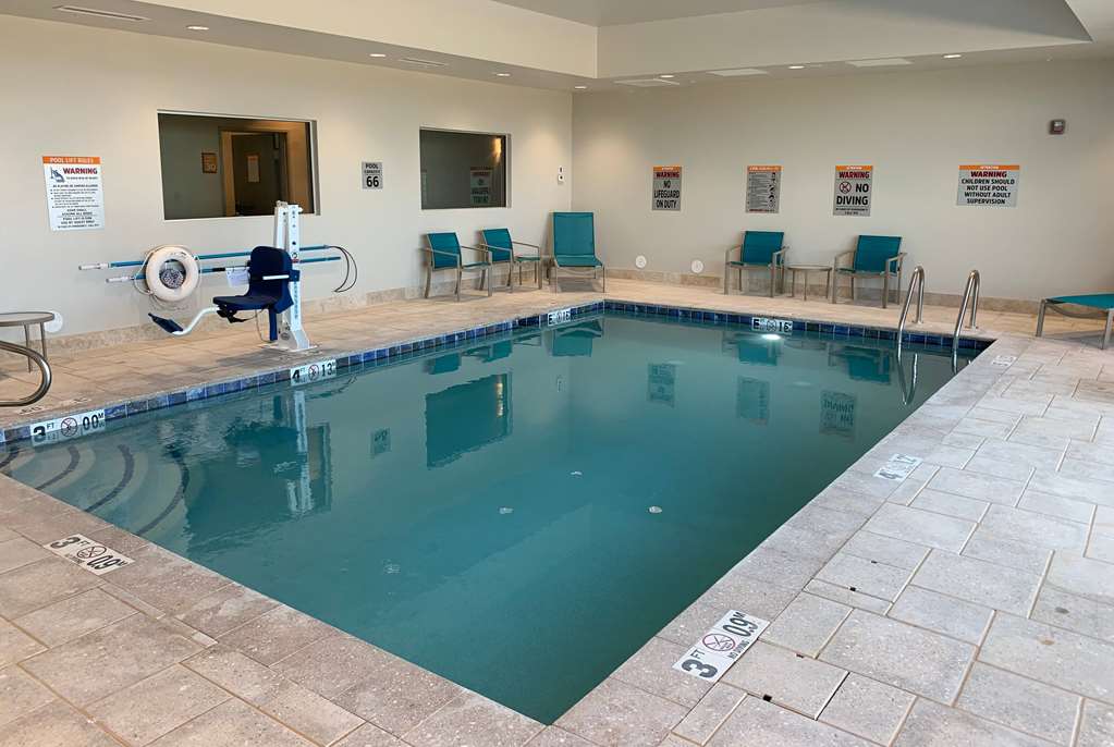 La Quinta Inn & Suites by Wyndham Holbrook Petrified Forest - photo 12