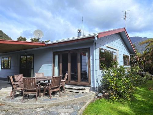 Central & Relaxing in Unknown City, New Zealand