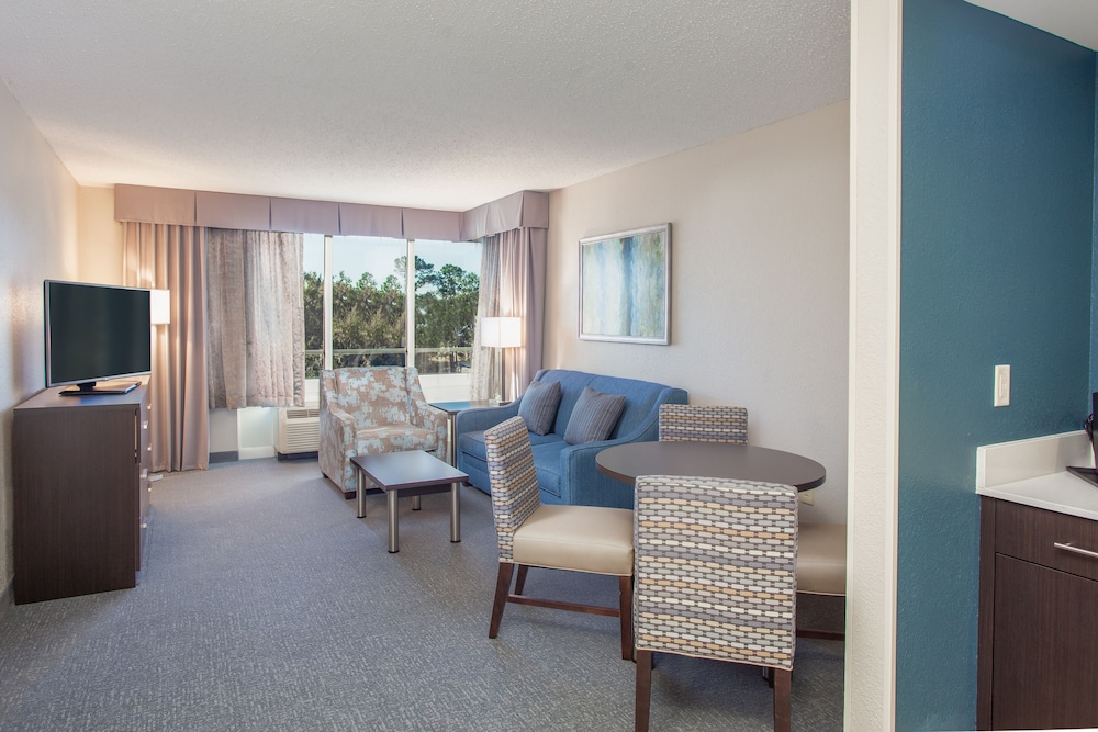 Holiday Inn Hotel & Suites Tallahassee Conference Ctr N by IHG - photo 13