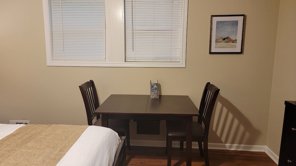 The King Suites - photo 7