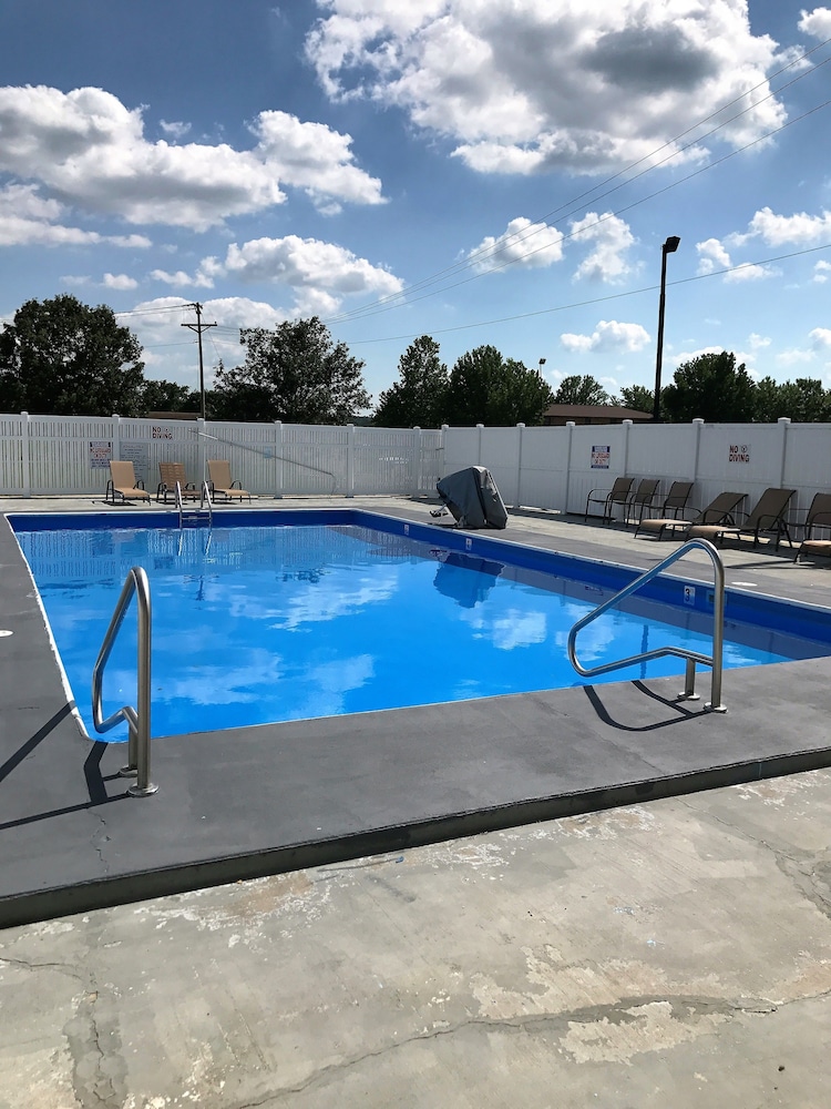 Dexter Inn - featured photo