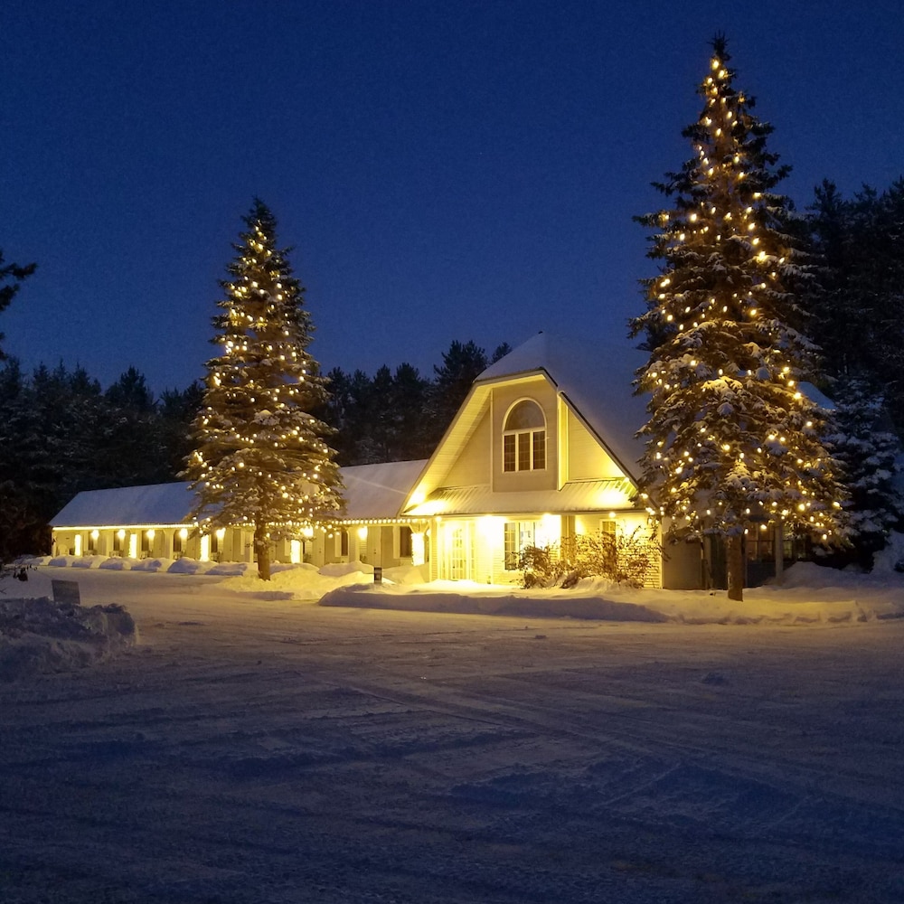 Northwoods Motel - photo 20