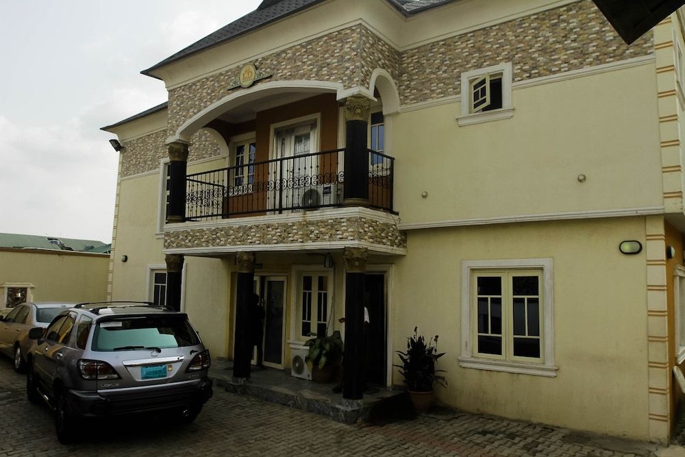 Latest D Hotel - last minute hotel in Lagos