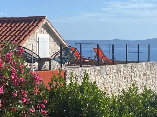 Villa Heritage Ultimate Croatian Retreat with stunning views and pool — 4-Star Luxury Hotel in Podgora, Croatia