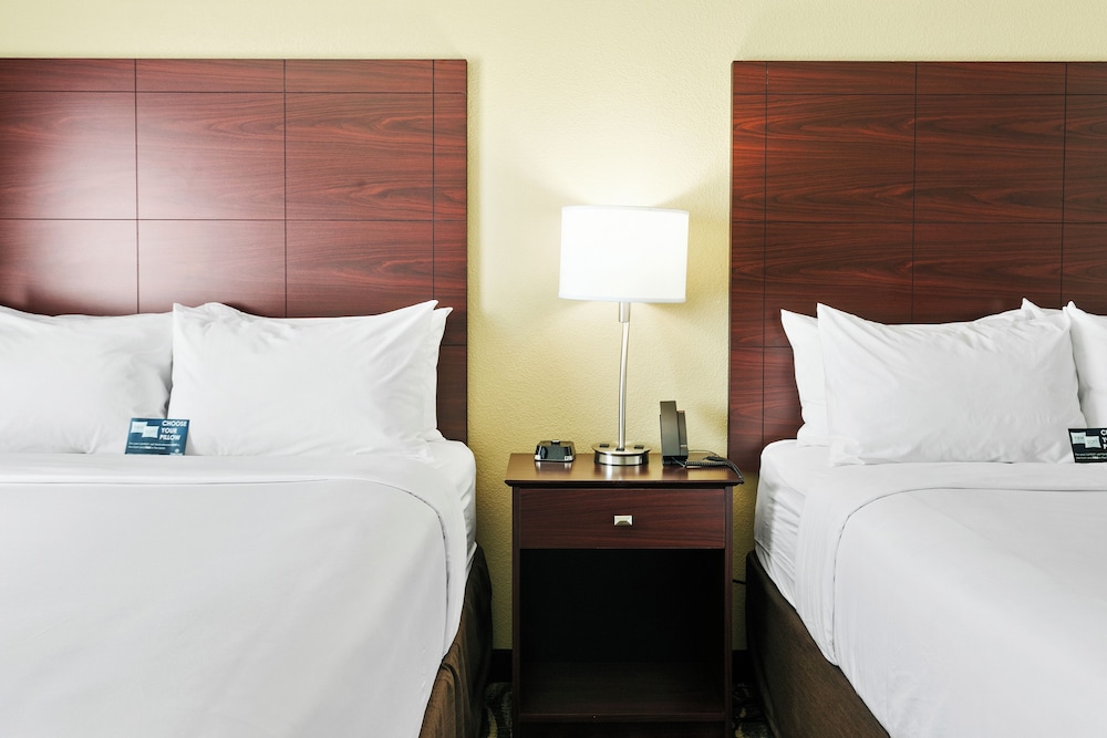 Cobblestone Hotel & Suites Wickenburg - photo 19