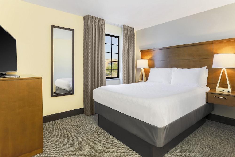 Staybridge Suites Reno by IHG - photo 20