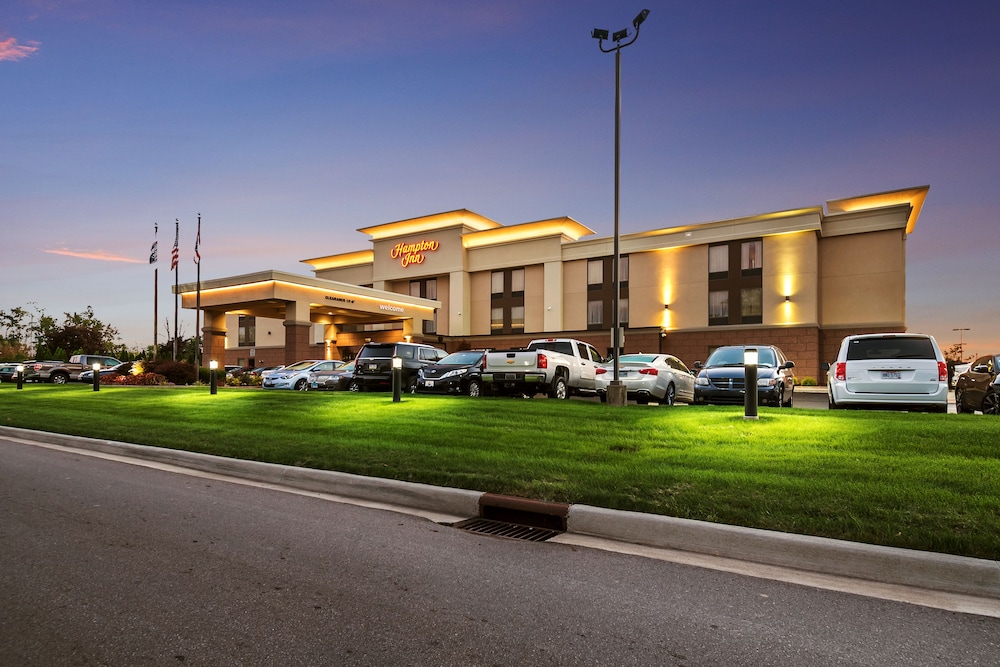 Hampton Inn Columbus West - photo 26