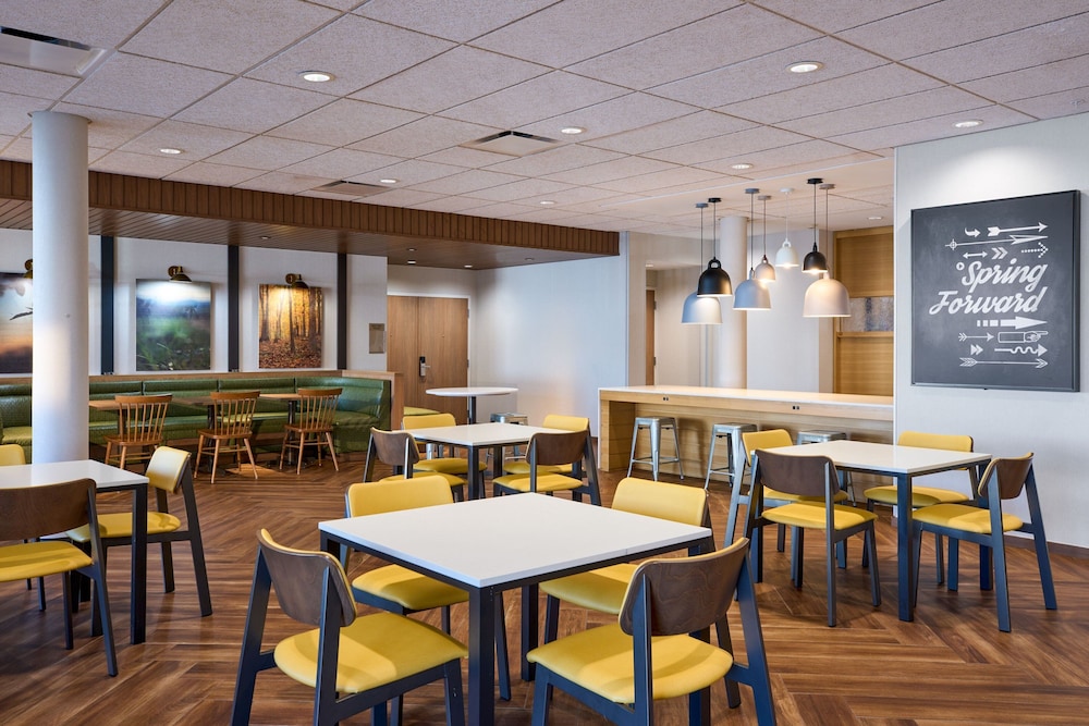 Fairfield by Marriott Inn & Suites Hagerstown - photo 18