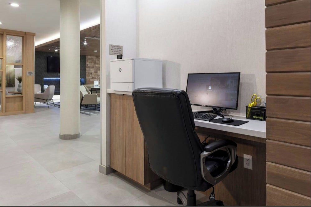 Fairfield Inn & Suites by Marriott Monahans - photo 18