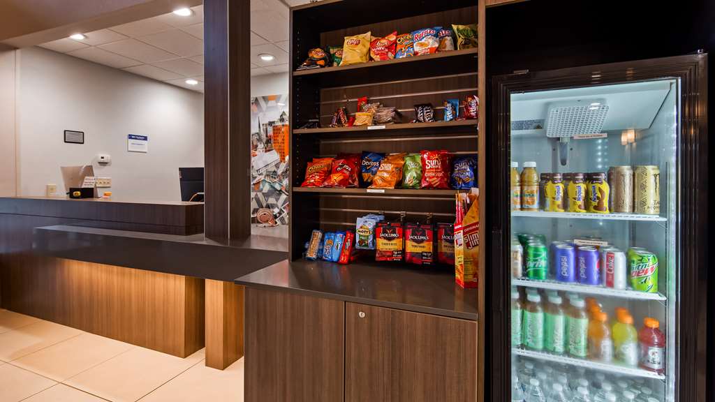 Best Western Plus New Cumberland Inn & Suites - photo 3