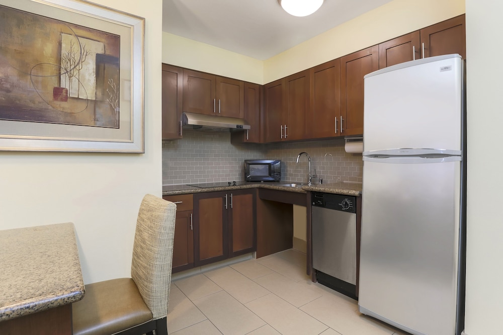Staybridge Suites Reno by IHG - photo 30