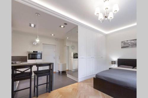 Apartamenty MI Crystal — 4-Star Luxury Hotel in Warsaw, Poland
