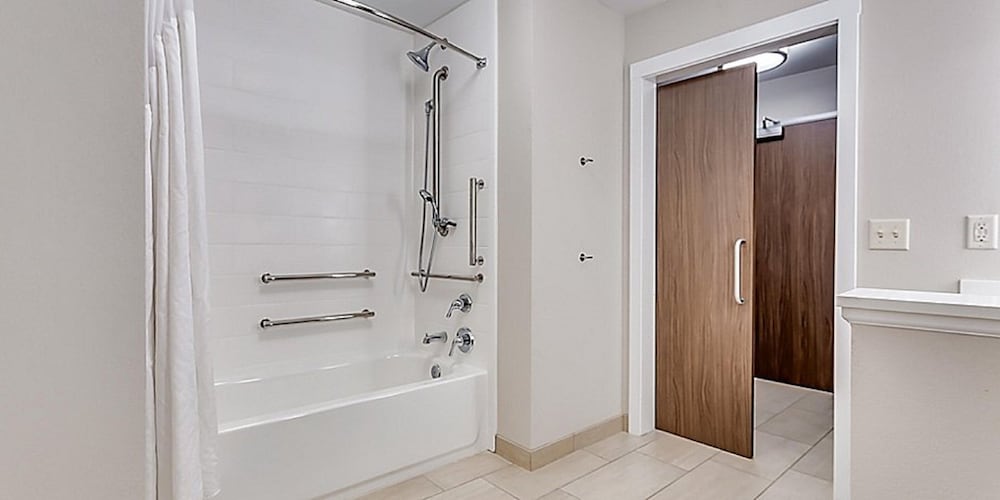Holiday Inn Express & Suites Brighton by IHG - photo 28