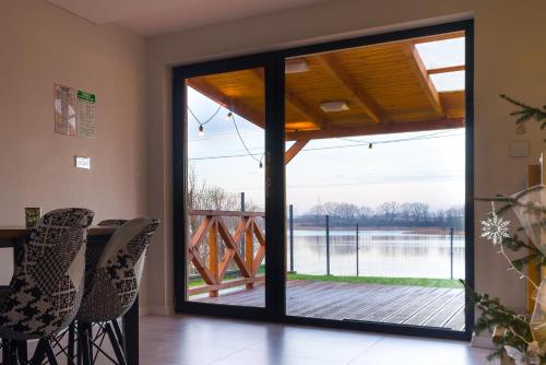 Z widokiem na jezioro in Ilawa, Poland