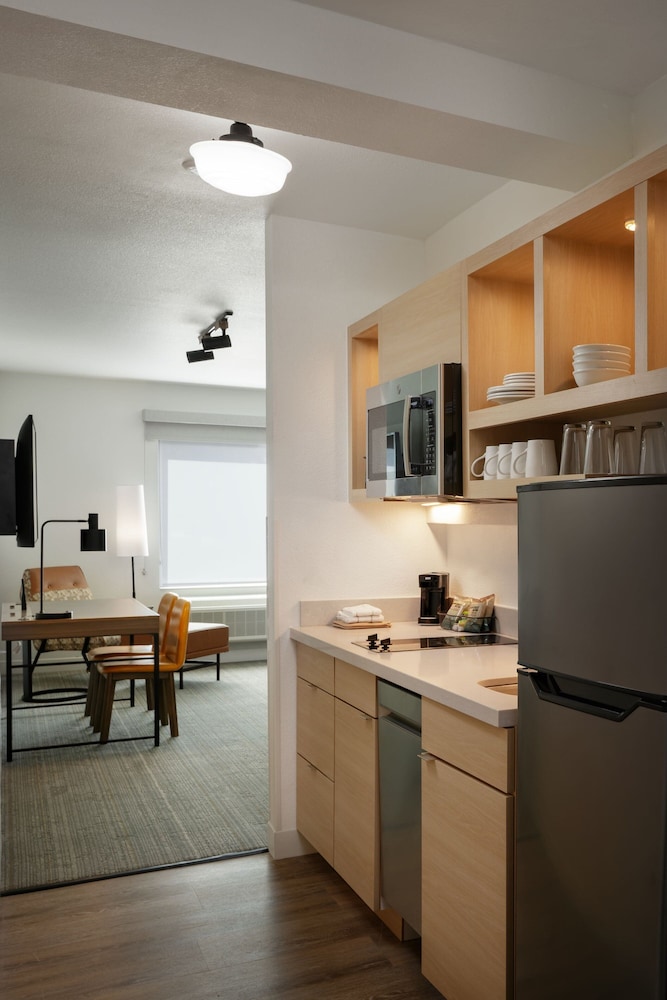 TownePlace Suites by Marriott Denver North Thornton - photo 16