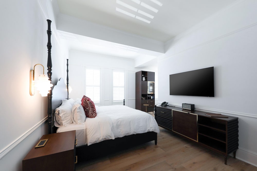 Fairmount Hotel - photo 22