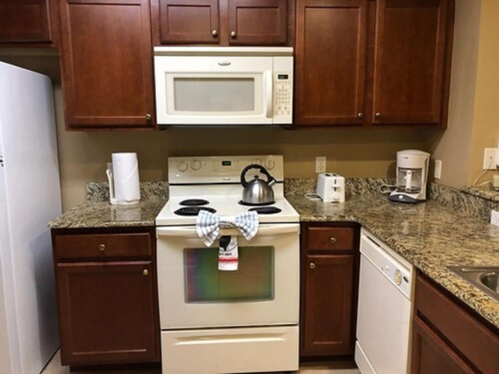 2BR Condo Resort - photo 6