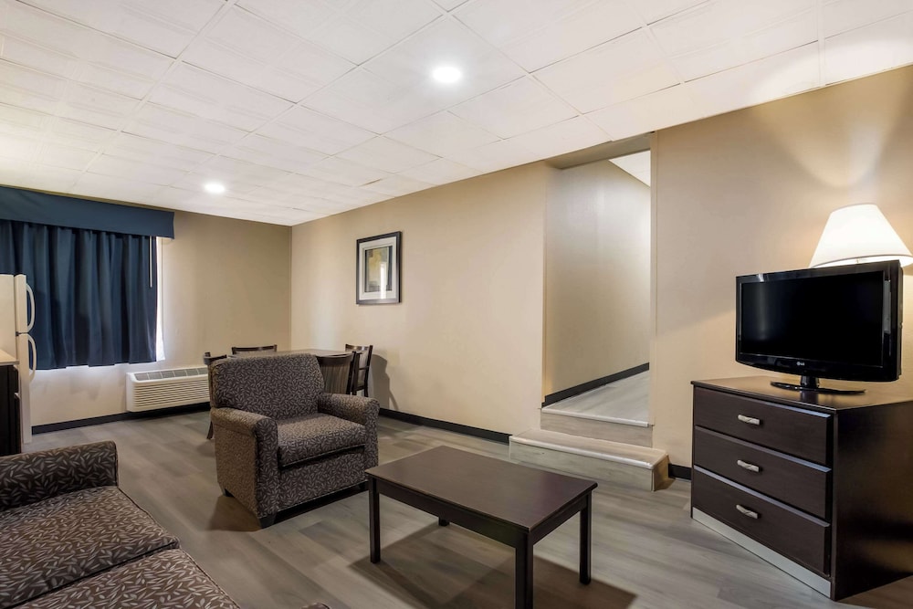 Suburban Studios Millville - photo 11