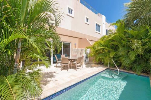 Eaglebeach Private Pool Island Delights Townhome12 — Unknown City