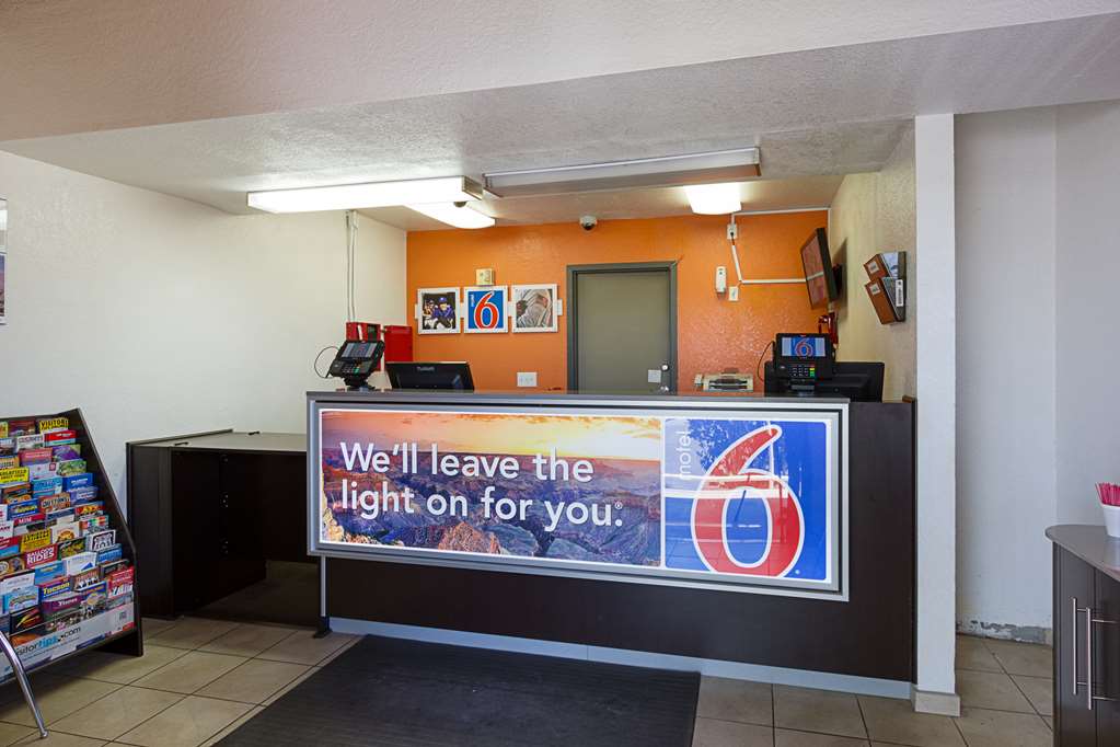 Motel 6 Mesa South - photo 24