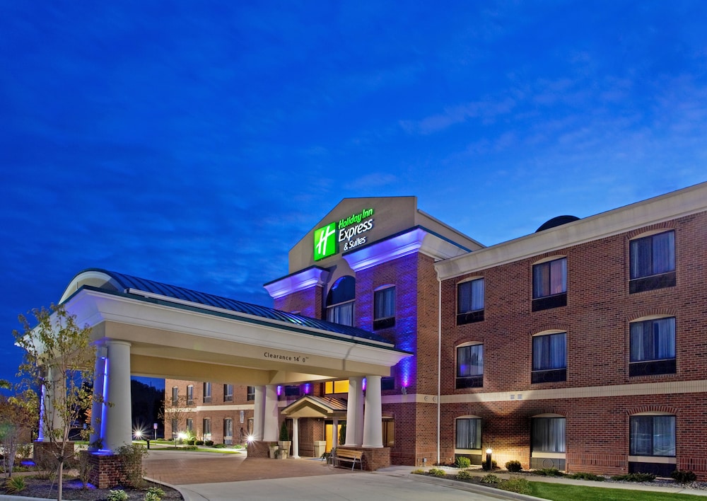 Holiday Inn Express & Suites Chesterfield by IHG — hotel in New Baltimore