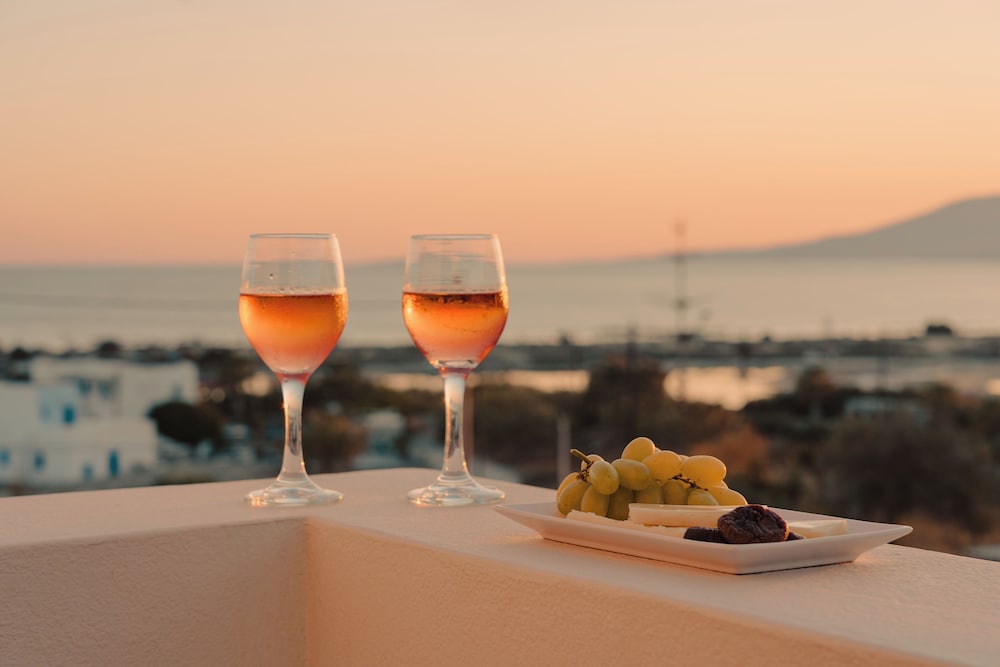 Mitos Suites - carbon neutral hotel in Naxos