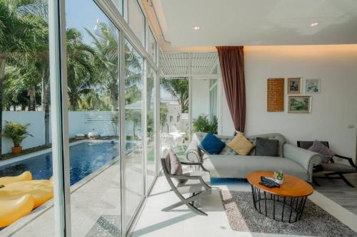 City Beach Cha am Pool Villa — 4-Star Luxury Hotel in Cha-Am, Thailand
