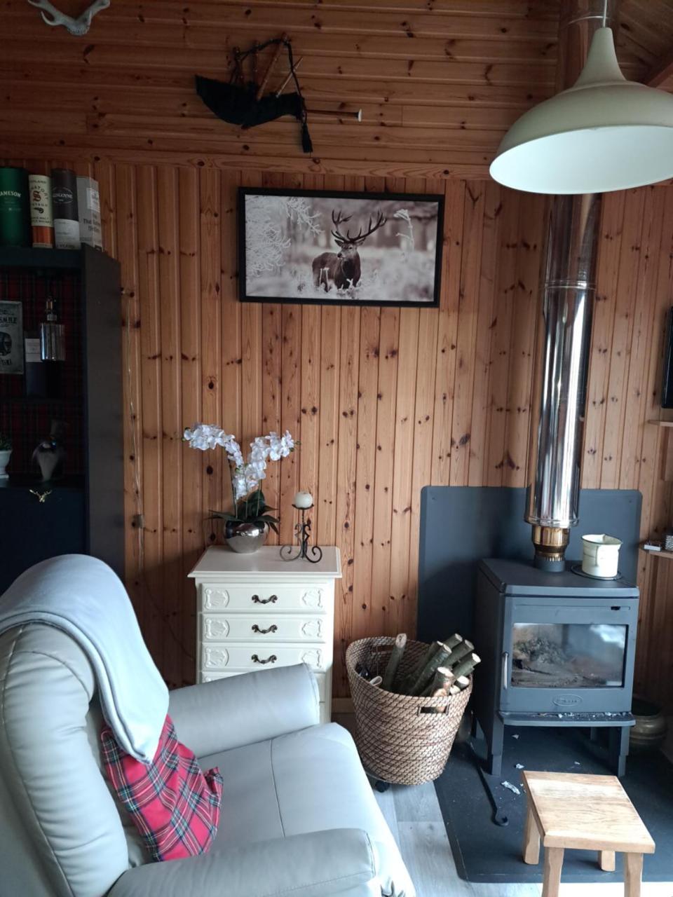 L'Ard'Heure D'Avance chalet familial — 4-Star Luxury Hotel in Somme-Leuze, Belgium