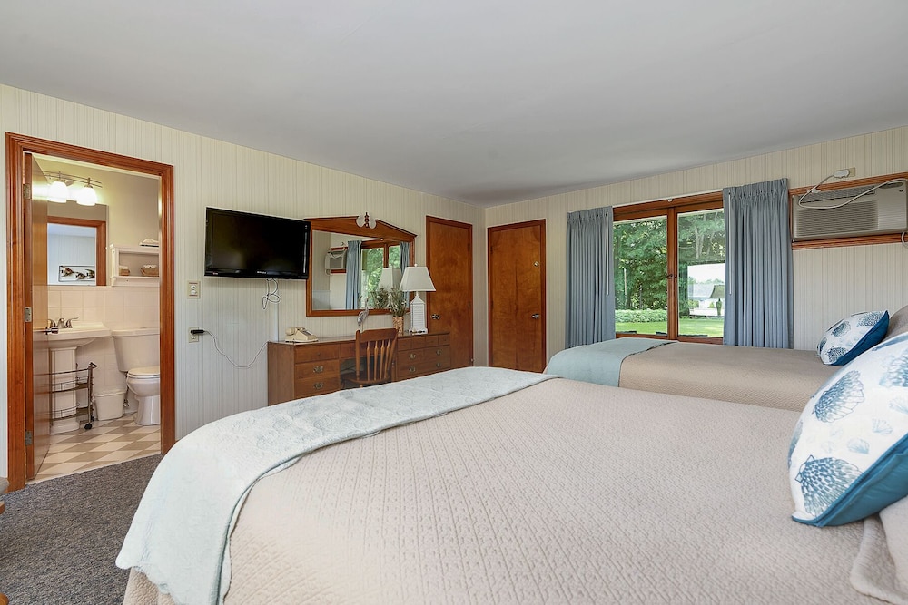 Towne Lyne Motel - photo 97
