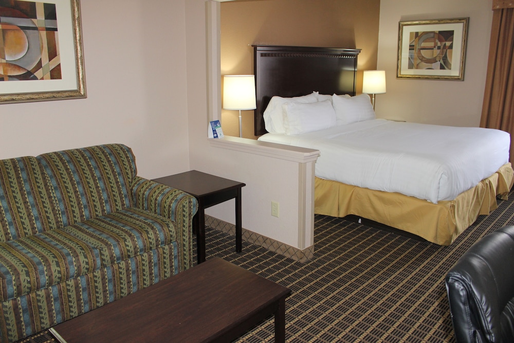 Holiday Inn Express Kansas City Liberty by IHG - photo 20