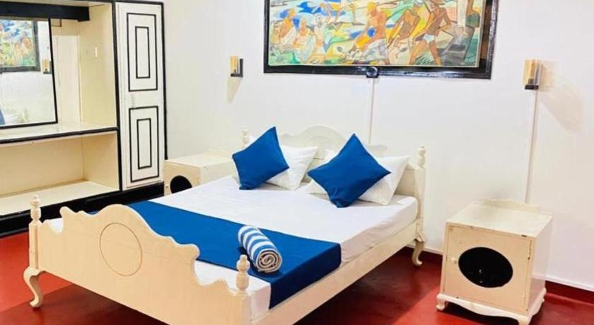 Hotel Mount Lanka in Colombo, Sri Lanka