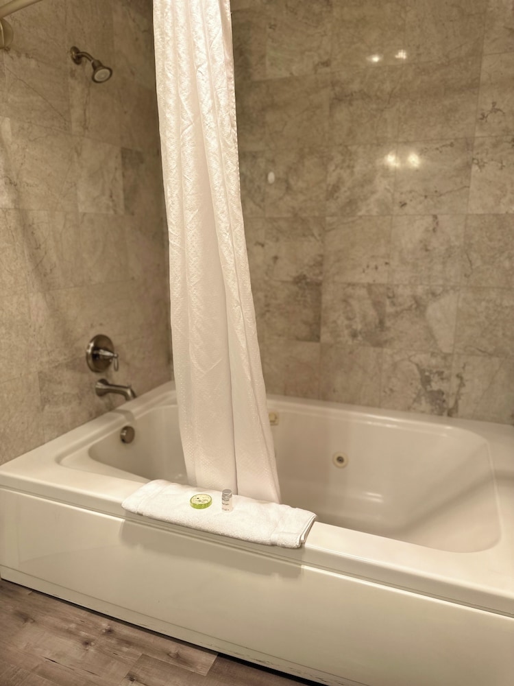 Inn at the Shore - photo 56