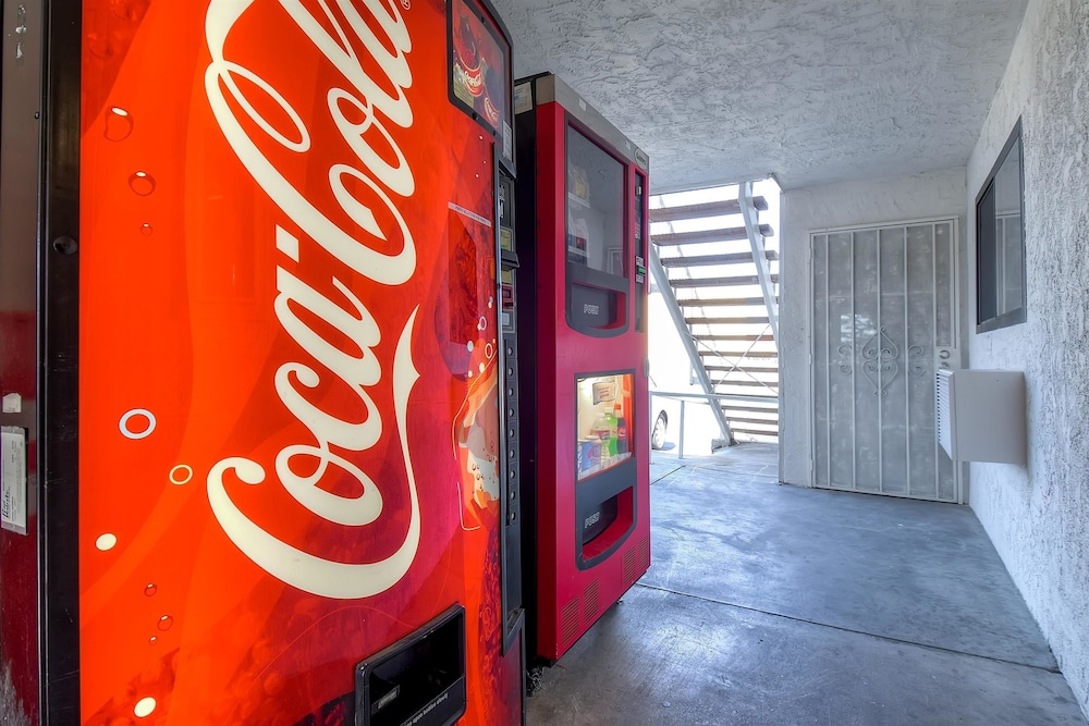 Motel 6 Los Angeles Harbor City - photo 24