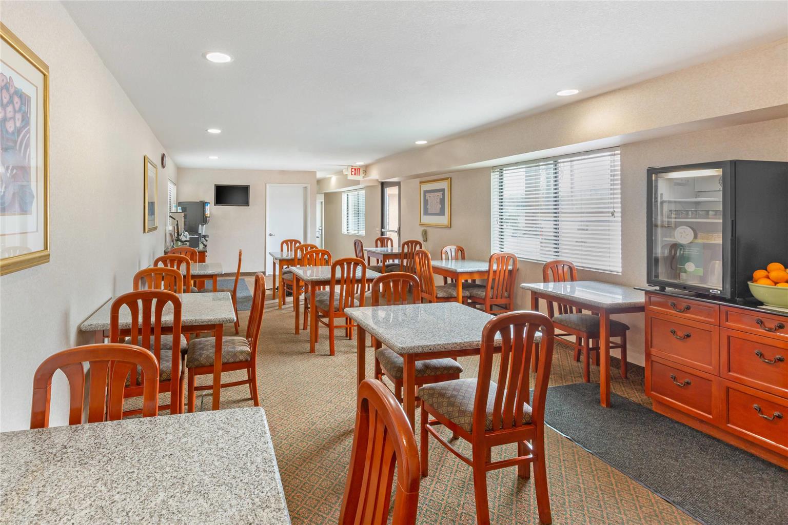 Quality Inn & Suites Oceanside near Camp Pendleton - photo 47