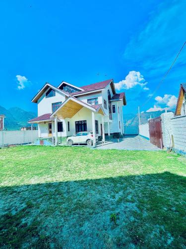 Reema Inn - carbon neutral hotel in Srinagar