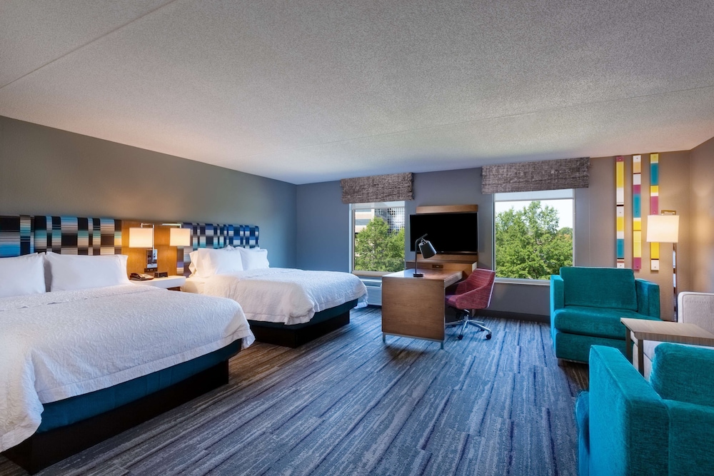 Hampton Inn & Suites Herndon Reston - photo 24