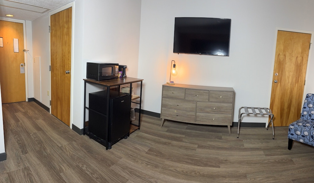 The Northeastland Hotel - photo 12