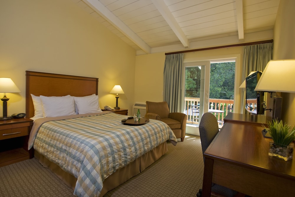 The Cottages Hotel - photo 10
