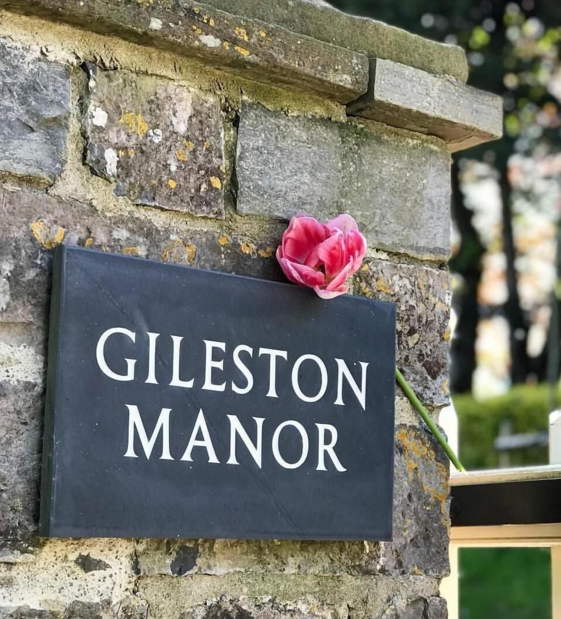 The Coach House at Gileston Manor — 5-Star Luxury Hotel in Barry, United Kingdom
