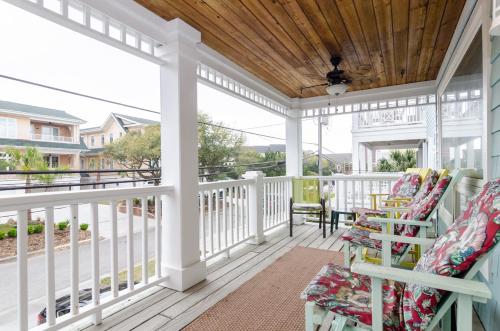 Greiner Lower Unit by Bryant Real Estate in Wrightsville Beach, United States